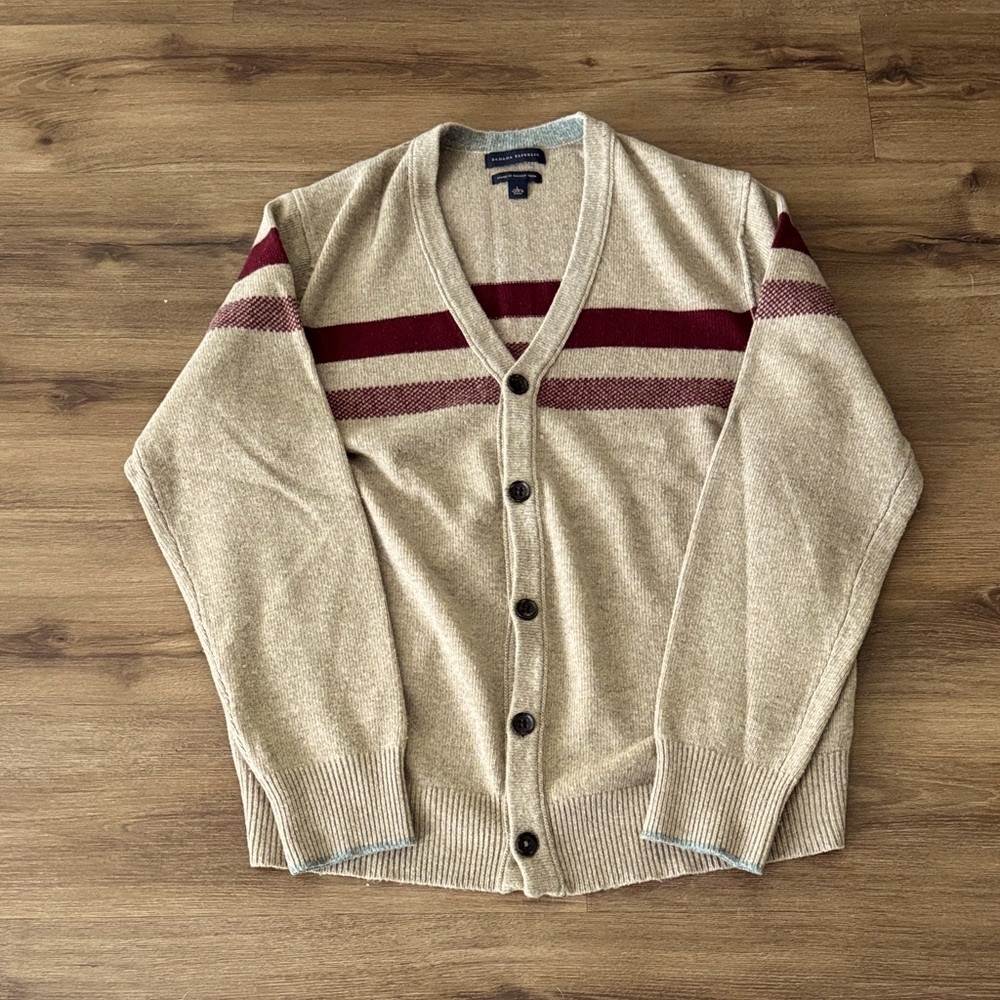 Banana Republic Men's V Neck Italian Yarn Cardigan in Beige and Burgundy Size L